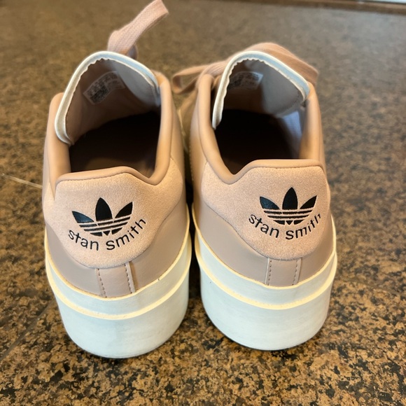 Adidas Stan Smith - Bonega Platform Sneaker - Size 8 - Picture 4 of 6